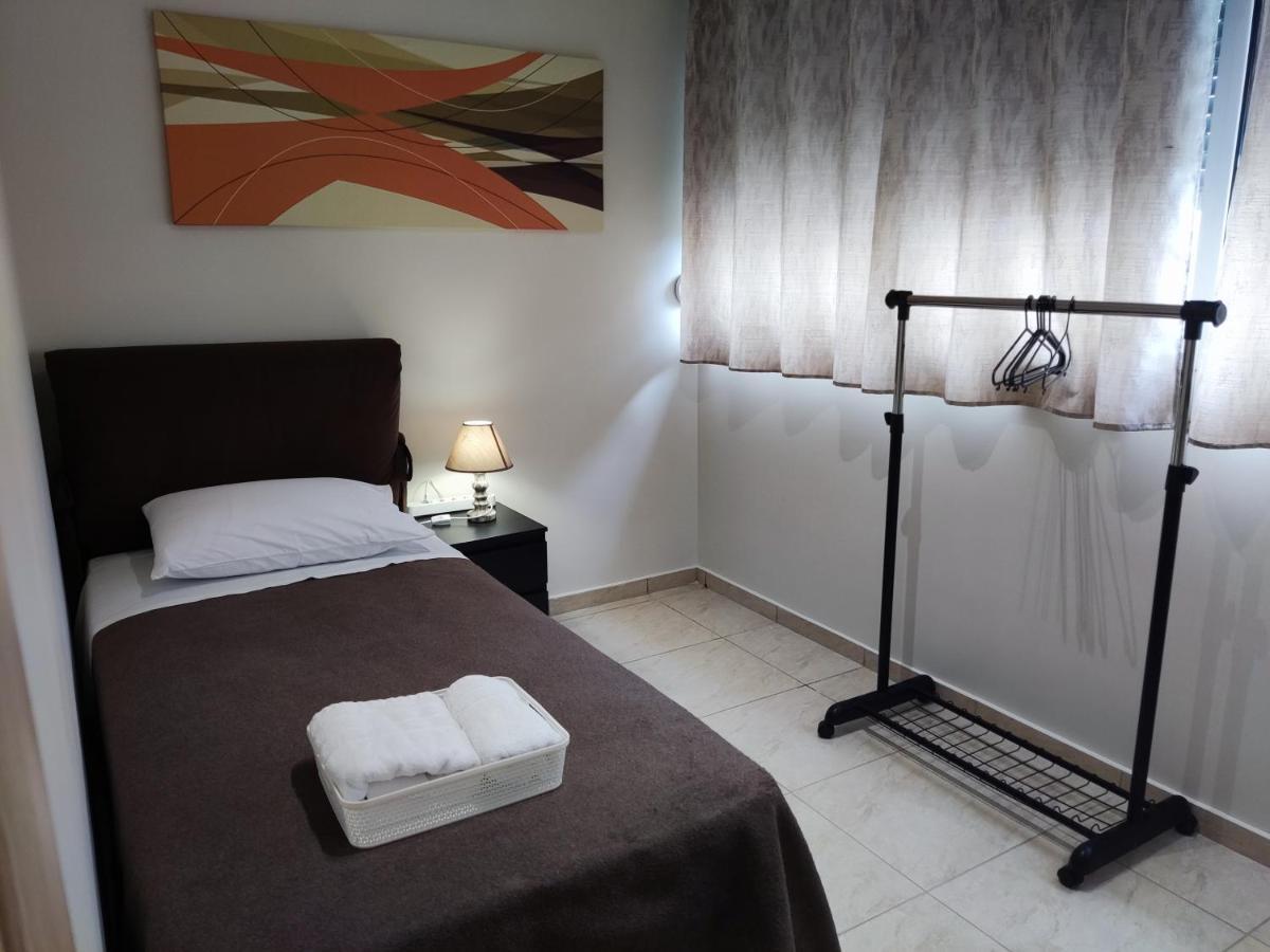 A&J Apartments Or Rooms Athens Airport Markopoulo Mesogaias Exterior photo