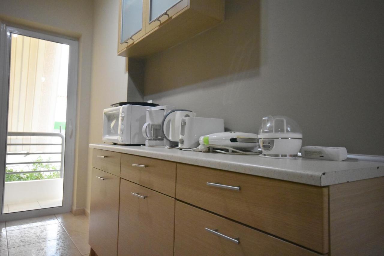 A&J Apartments Or Rooms Athens Airport Markopoulo Mesogaias Exterior photo